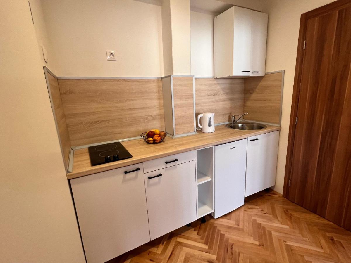 Guest House Kiwi Мостар Экстерьер фото