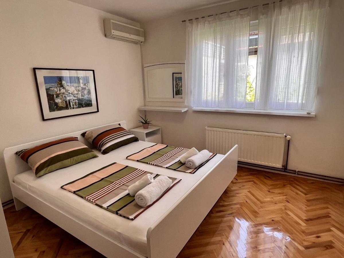 Guest House Kiwi Мостар Экстерьер фото