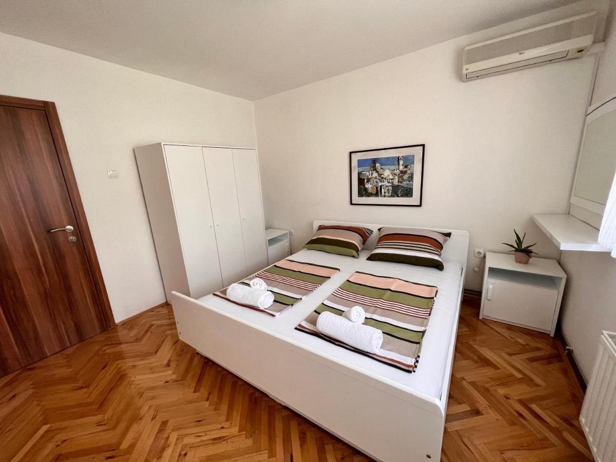 Guest House Kiwi Мостар Экстерьер фото