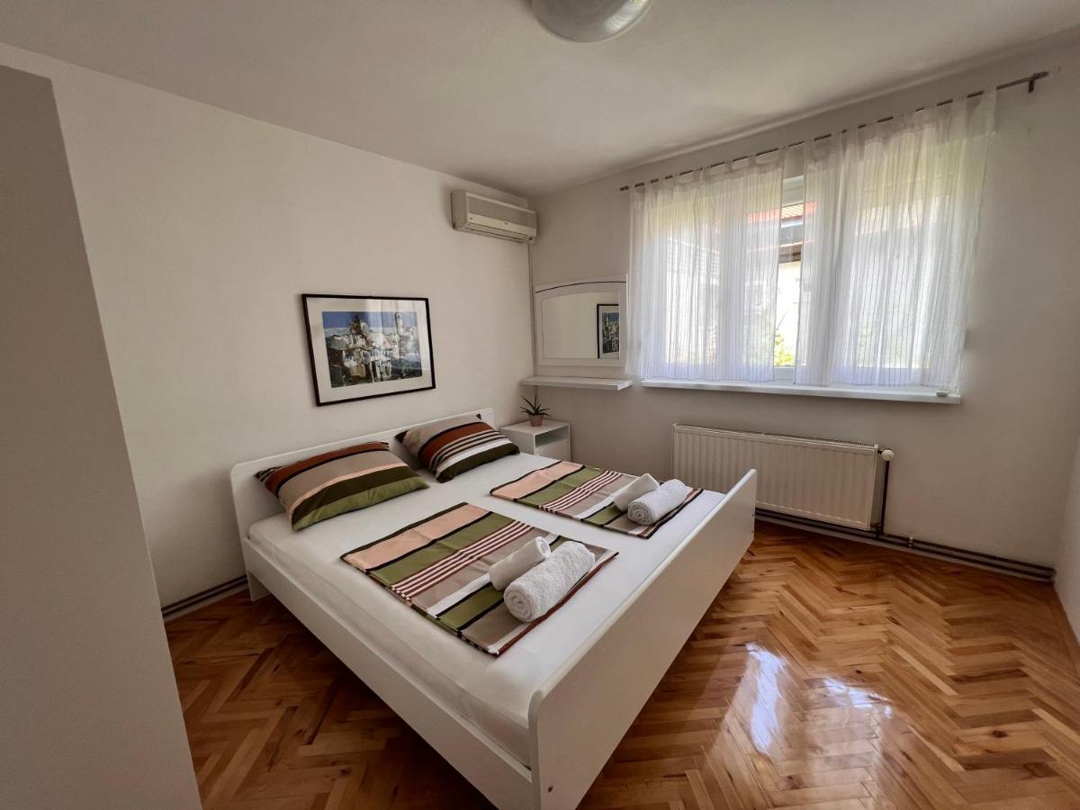 Guest House Kiwi Мостар Экстерьер фото