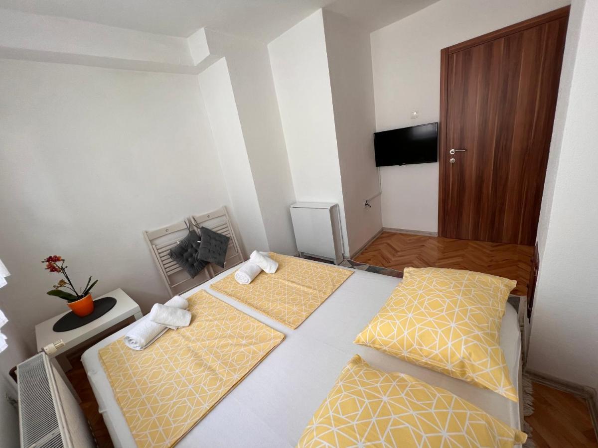Guest House Kiwi Мостар Экстерьер фото