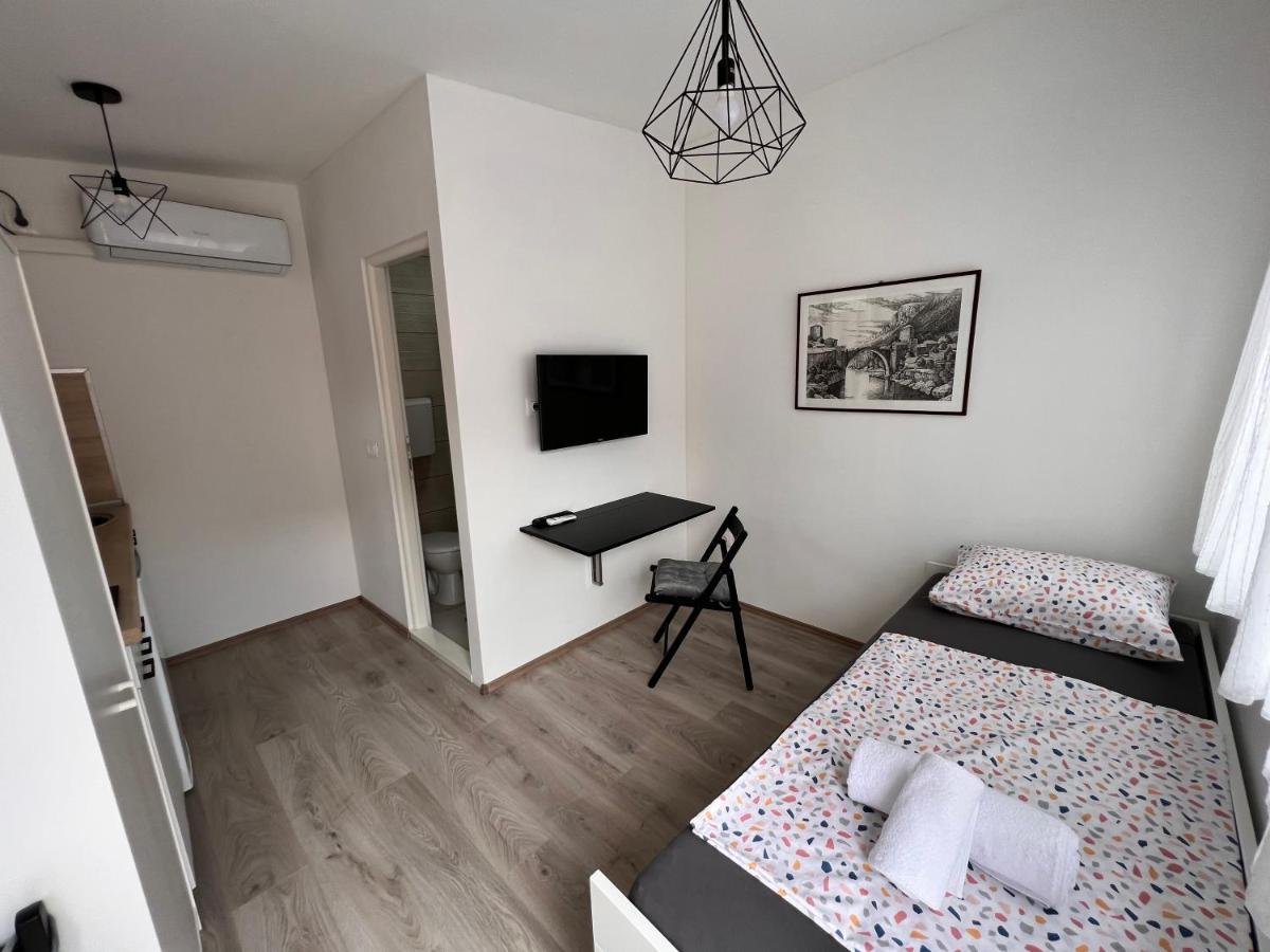 Guest House Kiwi Мостар Экстерьер фото