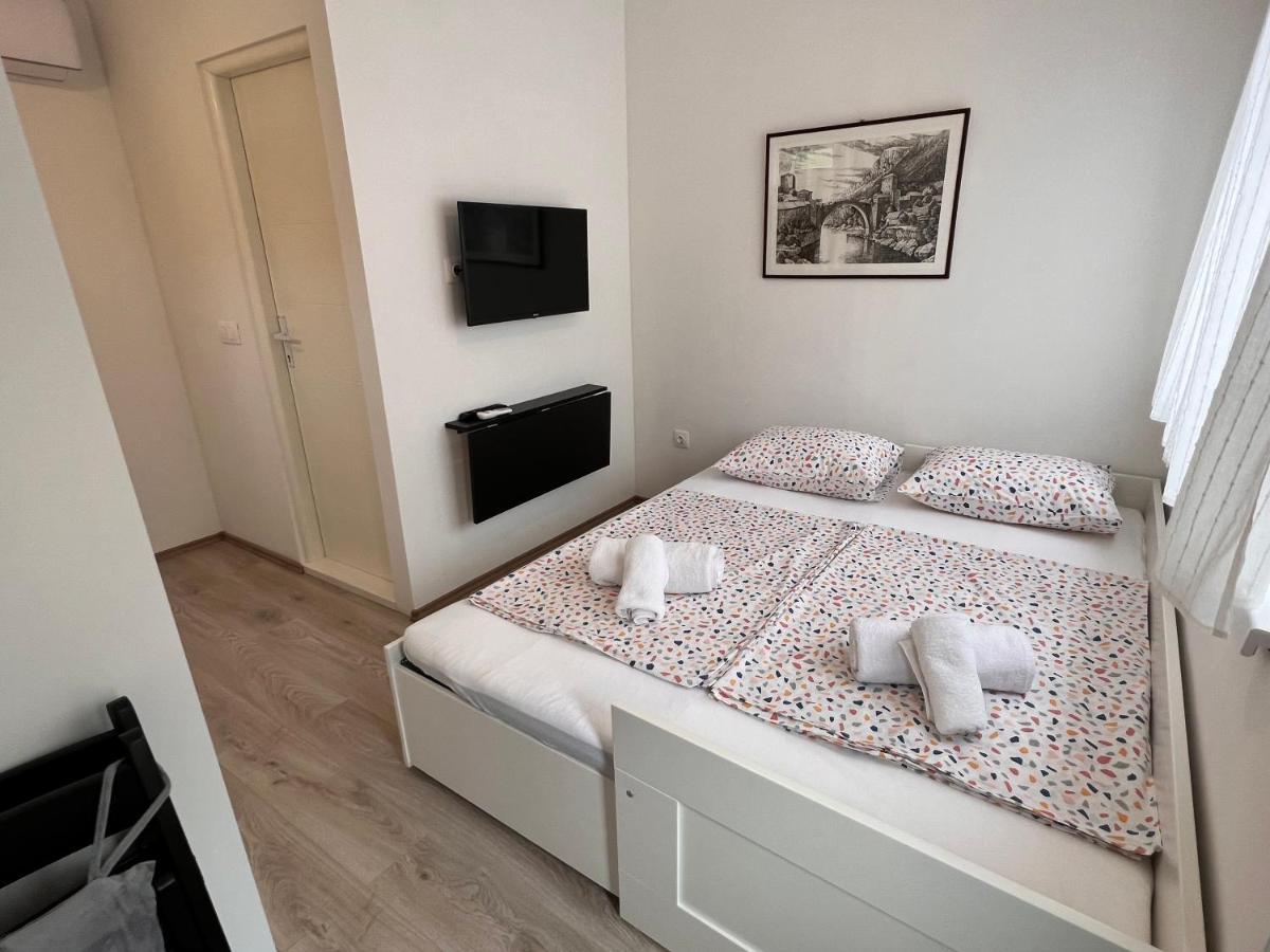 Guest House Kiwi Мостар Экстерьер фото